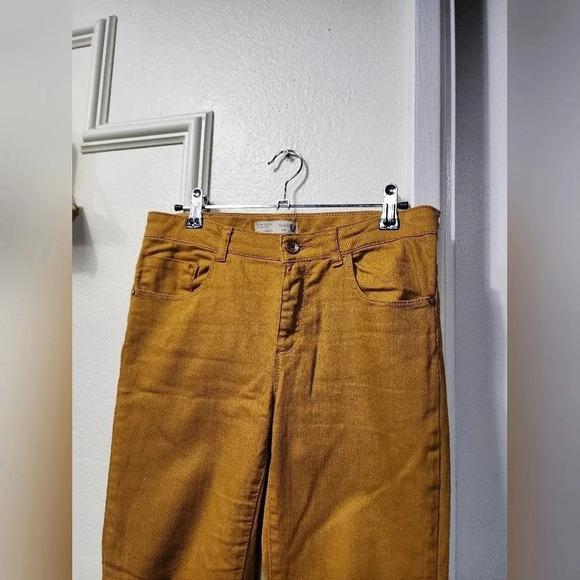 Zara Girls Skinny Mustard Color Jeans - Size 13-14 - Picture 3 of 5